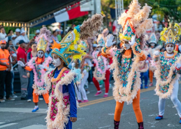 Alcaldía de Santo Domingo Este anuncia el Desfile Cultural Municipal 2026