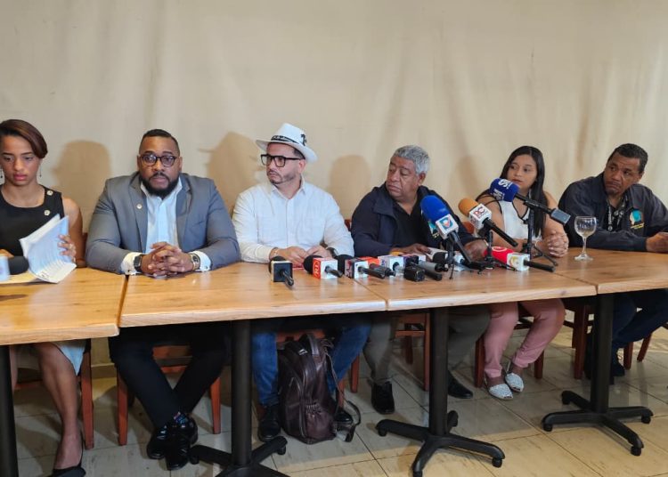 Invasores ocupan área destinada a parque natural en San Cristóbal propiedad de La Chivería