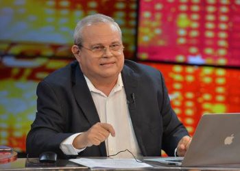 Alfonso Quiñones, juez donde fue coronada Clarissa Molina, da ultimátum a Sophinel Báez y anuncia posibles acciones legales