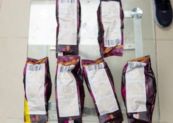Frustran envío de fundas aparentemente de café contaminadas con cocaína