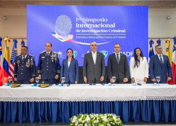 Abinader eleva Reforma Policial al declarar la investigación criminal científica como pilar estructural contra la impunidad