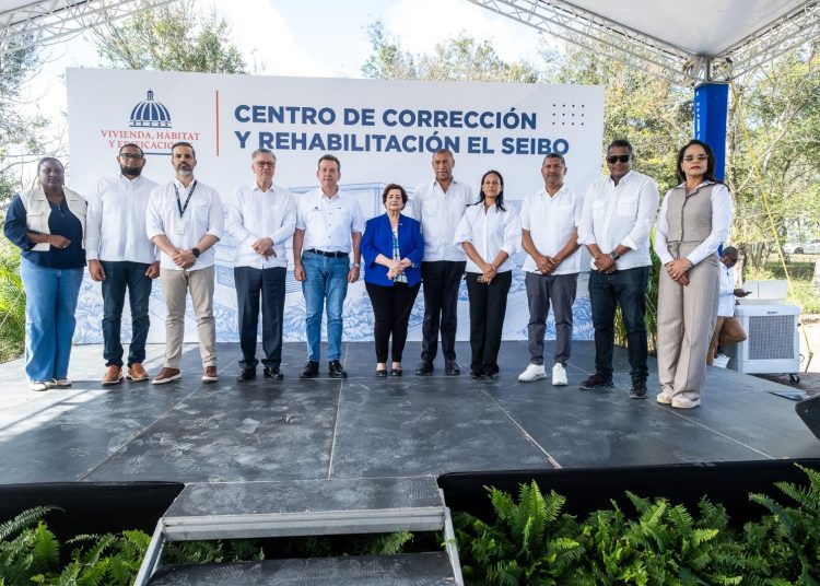 Ministro Ito Bisonó deja iniciada la construcción del Centro de Corrección y Rehabilitación de El Seibo