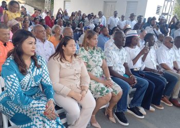 Alcalde Eduardo Familia deja inaugurado el Parque Ecológico Taíno José Francisco Peña Gómez en Villa Hermosa