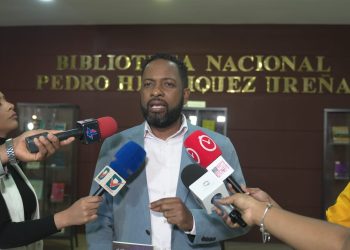 Gilmer Martínez presenta su libro “La Marca de Siete Mujeres” y resalta el valor histórico y espiritual de la mujer