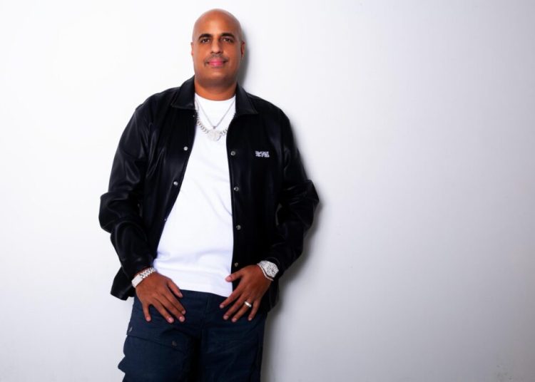 DJ Lobo se apodera de los sábados en «El Ritmo de NY»