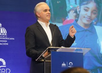 Ministro De Camps impulsa buenas prácticas en el servicio voluntario estudiantil