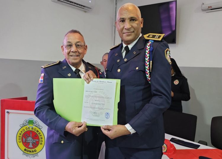 Cuerpo de Bomberos de Bonao celebra su día con misa, reconocimientos y ascensos