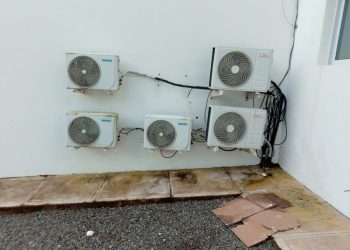 Edeeste desmantela conexión irregular en Ayuntamiento de El Cedro de Miches y en residencia de la alcaldesa