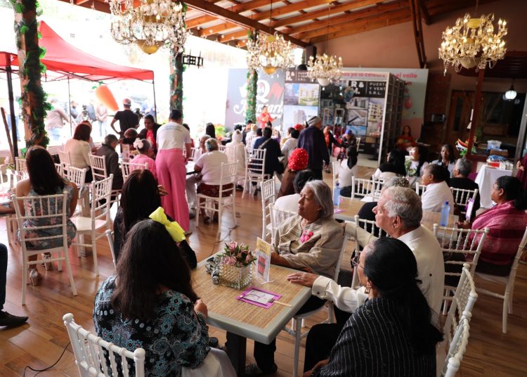Moncarlo reconoce en Constanza el valor de la mujer en su Día Internacional