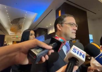 Yayo Sanz Lovatón afirma RD está preparada ante posible impacto de crisis entre Irán, Israel y Estados Unidos