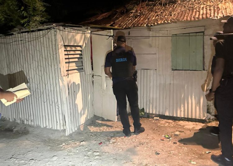 Policía Nacional apresa dos adolescentes acusados de homicidio durante asalto en Villa Hermosa, La Romana