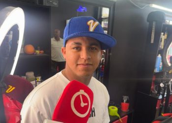 Fanáticos en Miami esperan duelo reñido entre RD y Venezuela