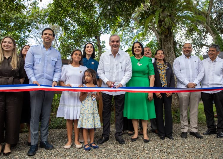 Abinader afirma lucha de Minerva Mirabal marcó inicio del camino hacia la democracia en RD