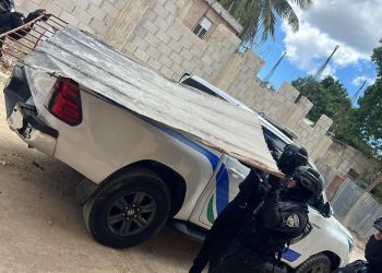Policía desmantela punto de drogas y ocupa sustancias controladas en Villa Hermosa
