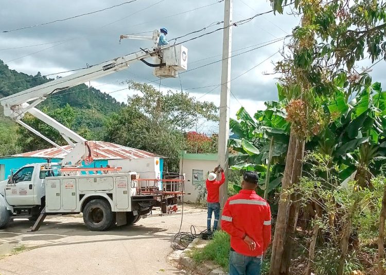 Edesur desarrolla operativo de regularización en Nizao, San José de Ocoa