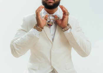 Jezzy ingresa a los charts de Billboard y acelera su expansión internacional