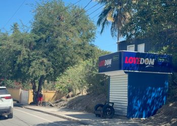 Lotedom instala banca de lotería cerca de un centro educativo en Punta Balandra