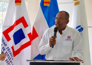 Gobierno inicia titulación gratuita en los condominios de la Villa Olímpica en Santiago