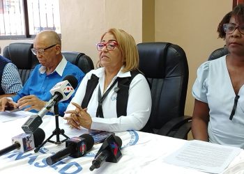 Gremios de enfermería convocan piquete frente al Palacio Nacional
