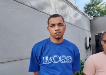 Denuncian presunto abuso policial y agresión contra familia en el sector El Almirante