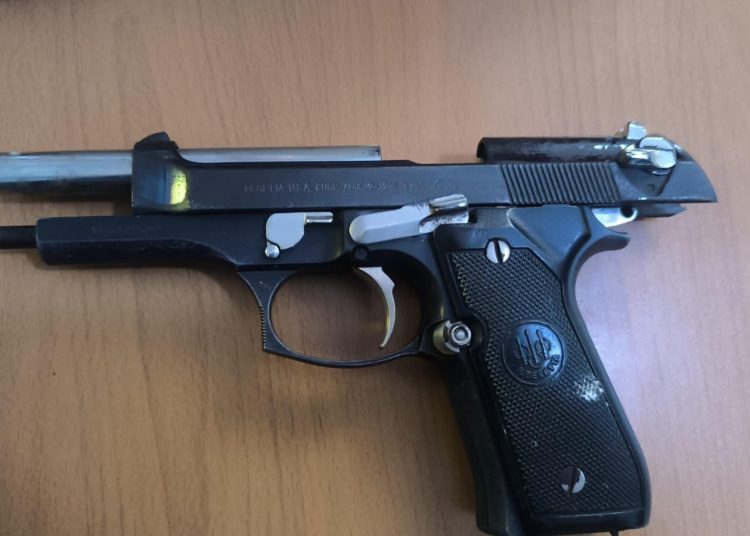 PN: fallece presunto antisocial al enfrentar patrulla que le daba seguimiento por homicidio en Villa Mella