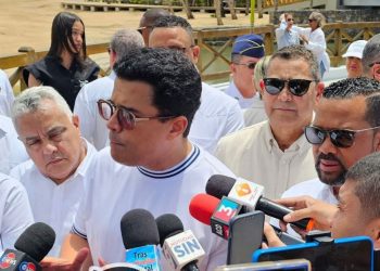 Cautos y atentos: ministro David Collado se pronuncia ante crisis global durante inauguración en Las Terrenas