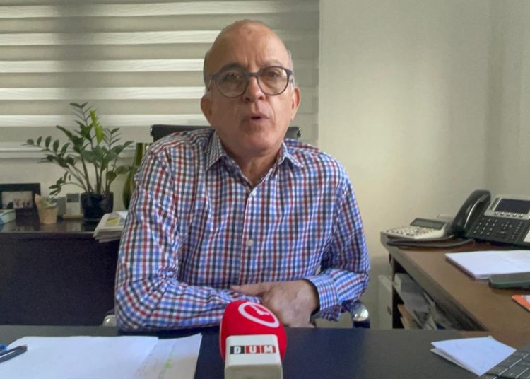 Empresarios alertan que, aunque RD está preparada, una escalada de la crisis internacional golpearía combustibles, energía y alimentos