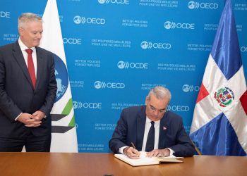 RD formaliza acercamiento a la OCDE con firma de Memorando de Entendimiento