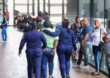 Aplazan audiencia de mujer admitió decapitar a su hija; defensa alega inimputabilidad por trastorno mental