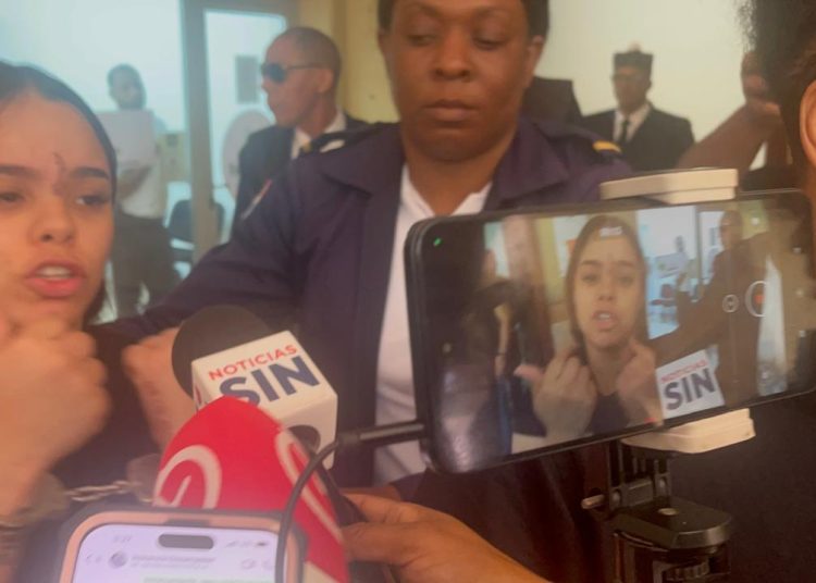 Dictan tres meses de prisión preventiva contra tres implicados en ataque a agentes de la Digesett en el Aeropuerto del Cibao