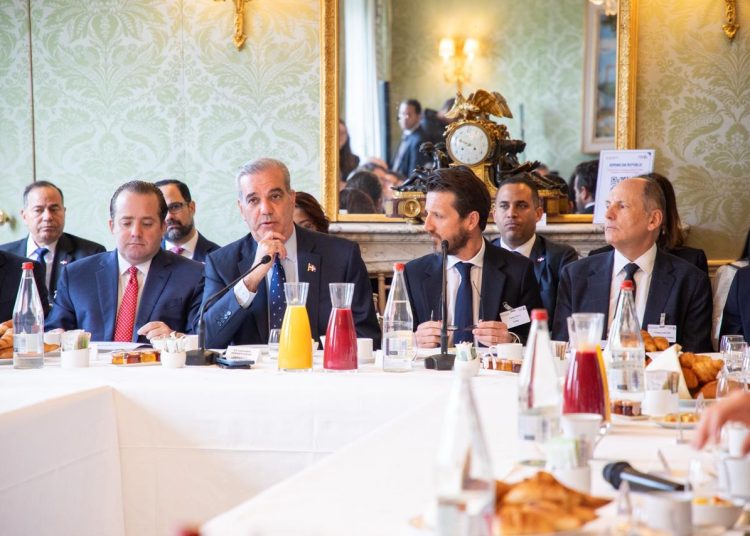 Presidente Abinader se reúne con empresarios franceses que reconocen a RD como su principal destino de inversión en el Caribe