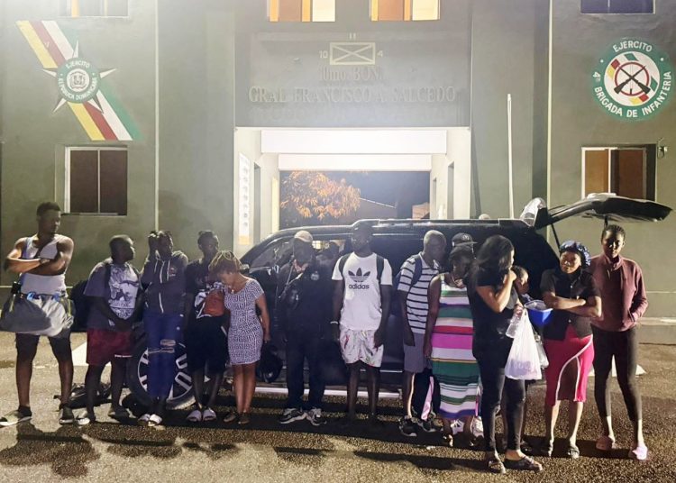 Ejército intercepta jeepeta con 14 haitianos indocumentados con apoyo de drones en Dajabón