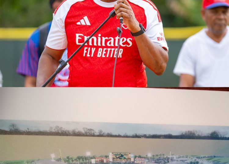 Eugenio Báez valora como un avance contundente la reconstrucción del Estadio Temístocles Metz