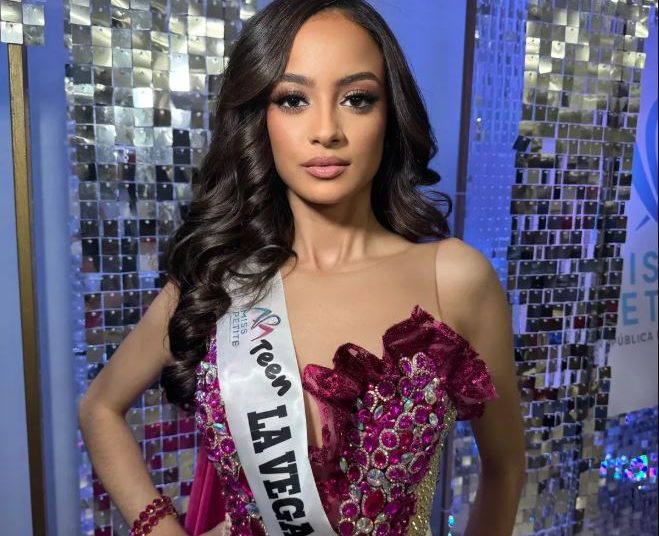 Disnailin Abreu Ferreira se prepara para representar con orgullo a La Vega en Miss Petite República Dominicana Teen