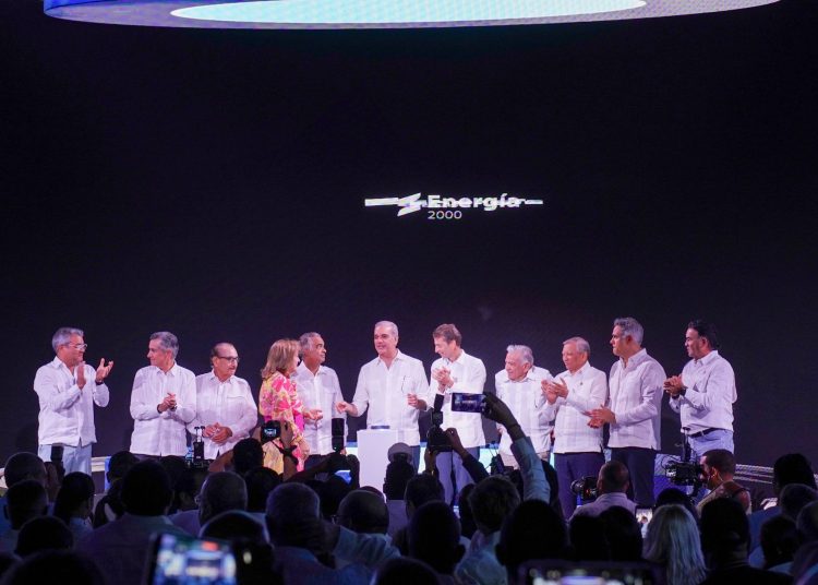 Abinader resalta Manzanillo Power Land como clave para seguridad energética y desarrollo del norte del país