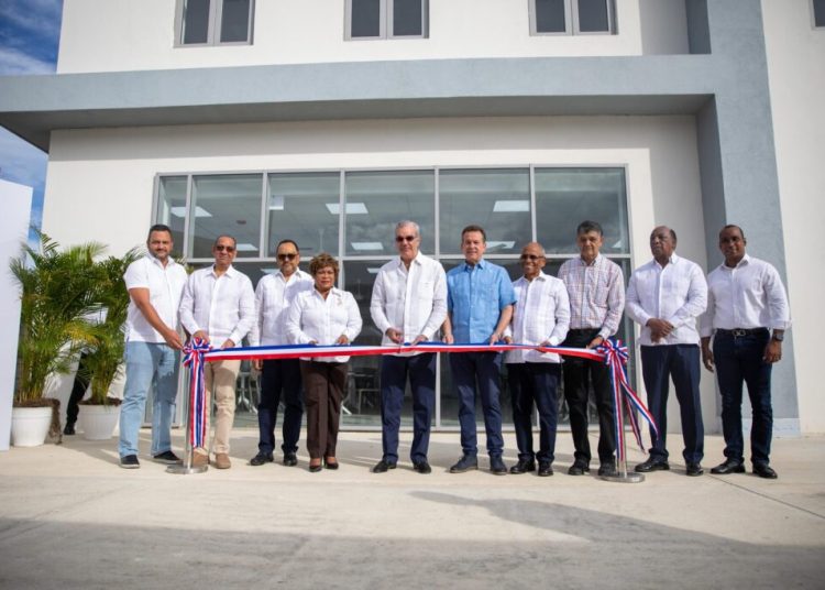 Abinader inaugura nuevo edificio administrativo de la OMSA para fortalecer el servicio a la ciudadanía