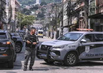 Al menos ocho muertos en una acción policial antidrogas en favelas de Río de Janeiro