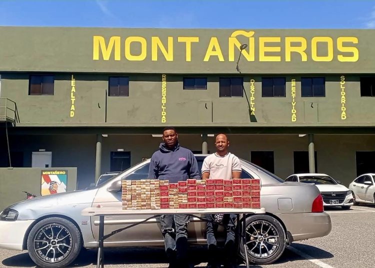 Detienen a dos personas por contrabando de cigarrillos en San Juan de la Maguana