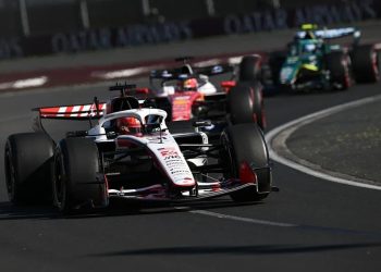 Piastri lidera la segunda práctica del GP de Australia y supera a los Mercedes en Melbourne