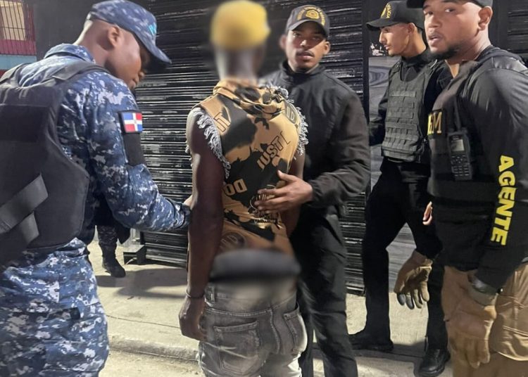 DGM detiene 962 y deporta 852 extranjeros indocumentados este martes