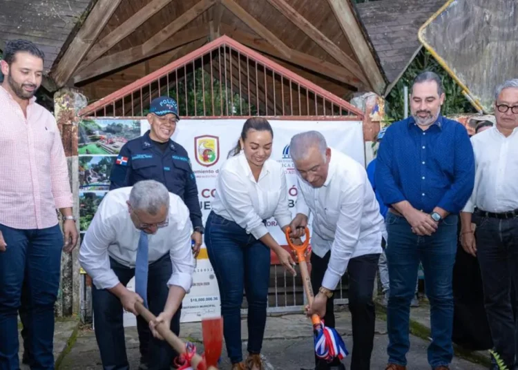 Gobierno inicia construcción del Parque Lineal ZooBotánico Municipal de Moca