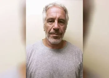 Autoridades investigan rancho vinculado a Jeffrey Epstein en Nuevo México