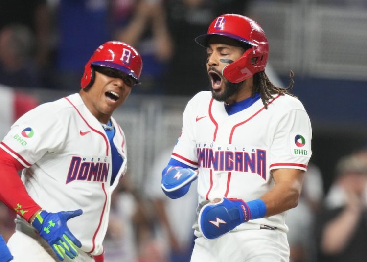 República Dominicana y Estados Unidos protagonizan duelo decisivo en semifinales del Clásico Mundial
