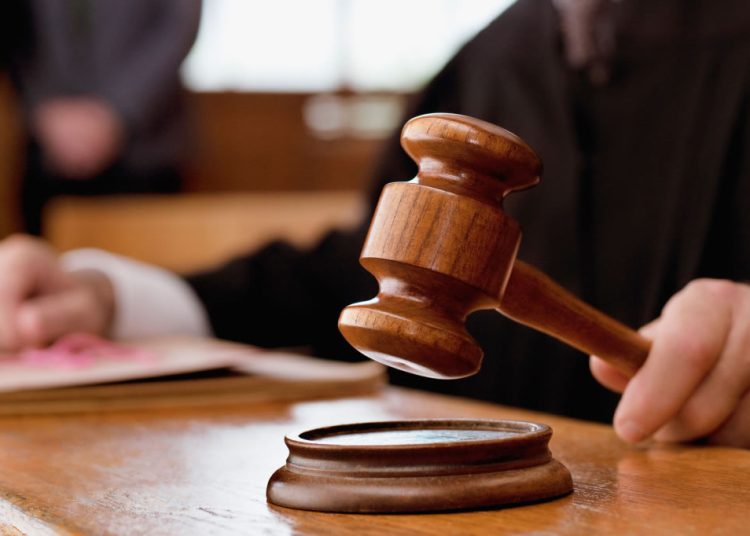 Aplazan medida de coerción contra «falsa abogada» y supuesta estafadora en SDO