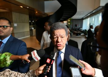 Leonel Fernández: “La inteligencia artificial transformará radicalmente la salud”