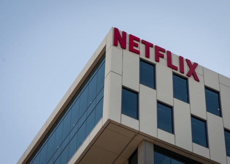 Netflix adquiere una empresa de cine impulsada por IA fundada por Ben Affleck
