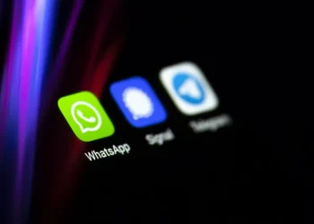 Ante la censura, los rusos buscan alternativas a WhatsApp y Telegram en chats surcoreanos