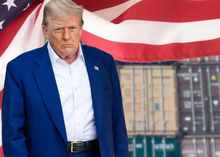 Más de 100 empresas demandan a Donald Trump tras fallo de la Corte Suprema sobre aranceles