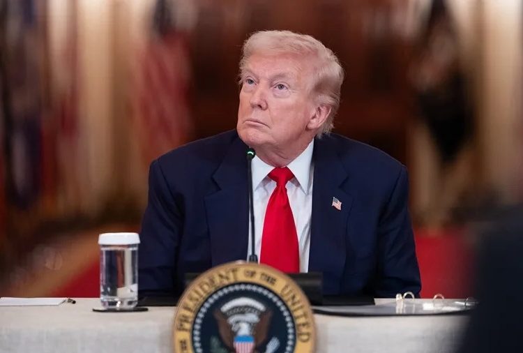Trump evalúa «opciones adicionales» para contener los precios de la gasolina