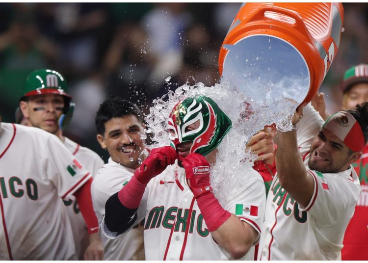 México aplasta a Brasil por nocaut y se cita con Estados Unidos en el Clásico Mundial